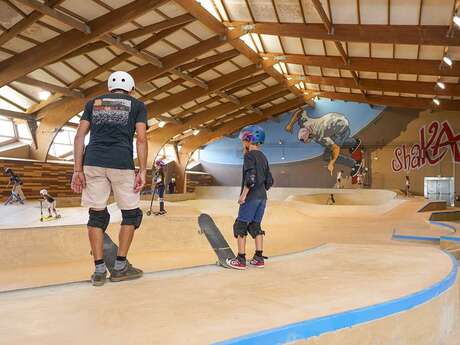 SKATE PARK INDOOR SHAKA PARK