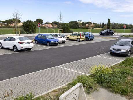 AIRE MULTIMODALE DU LYCEE