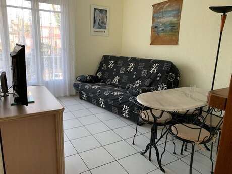 BEL APPARTEMENT LUMINEUX TOUT CONFORT À 50 MÈTRES DE LA PLAGE T2