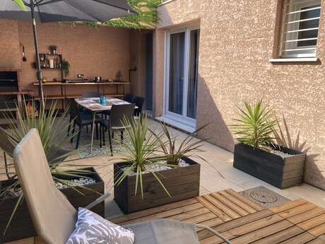 BELLE VILLA AU MILIEU DU PARC DES CAPELLANS "VILLA LEA" T4