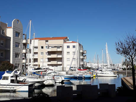 APPT T3 4 PERS. VUE SUR LA MARINA