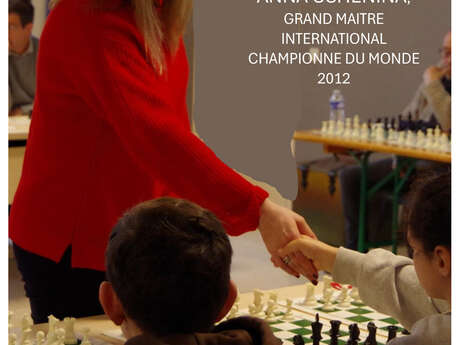 SIMULTANÉ D'ÉCHECS