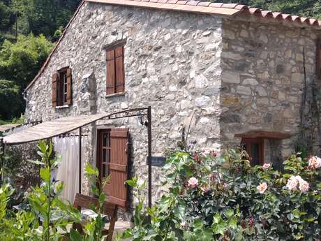 LA MONTAGNE AUX ETOILES-LA ROSERAIE