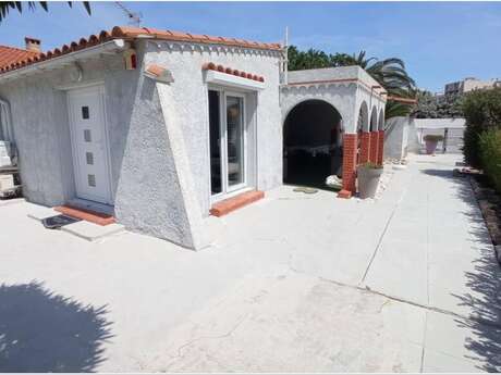 SUPERBE VILLA-PISCINE À 170M DE LA PLAGE (6 PERS.)