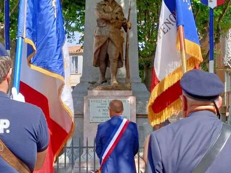 DEFILE DU 14 JUILLET - SAINT PAUL DE FENOUILLET DEFILE DU 14 JUILLET - SAINT PAUL DE FENOUILLET