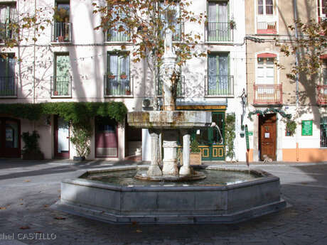 LA FONTAINE DES 9 JETS