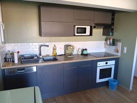 CHEZ CHRISTIAN & CORINNE