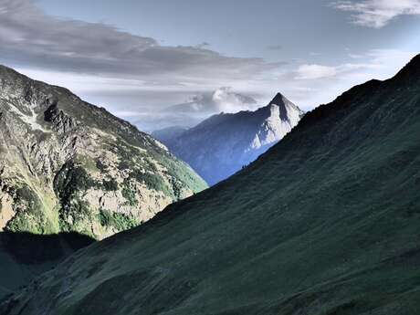 TOUR DES PÉRICS  GR®P