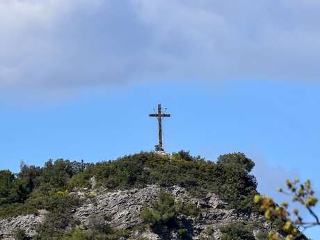 LE CALVAIRE DE MONTBOLO