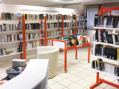 MEDIATHEQUE DE BOURG MADAME