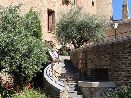 LES BALADES DU CONFLENT : "VISITE DE LA CHAPELLE DES BAINS, DU VILLAGE ET DE L'ÉGLISE DE MOLITG-LES-BAINS