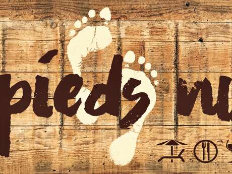 CLUB DE PLAGE Ô PIEDS NUS