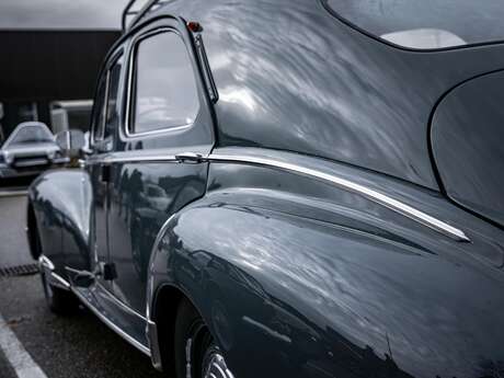 EXPOSITION DE VOITURES ANCIENNES