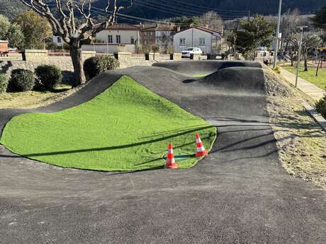 PUMP TRACK