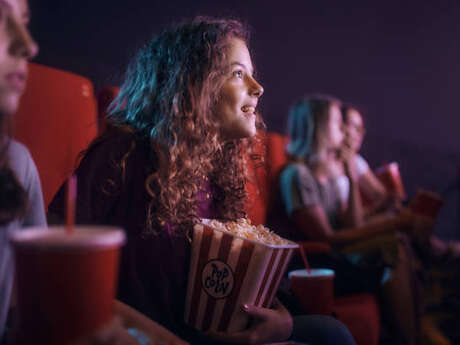 SPECTACLE JEUNE PUBLIC « BONNES ONDES »