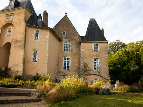 CHÂTEAU DE PESCHERAY