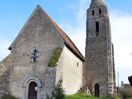 ÉGLISE ROMANE DES LOGES