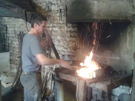 Démonstration de forge -La Coutellerie du Marais