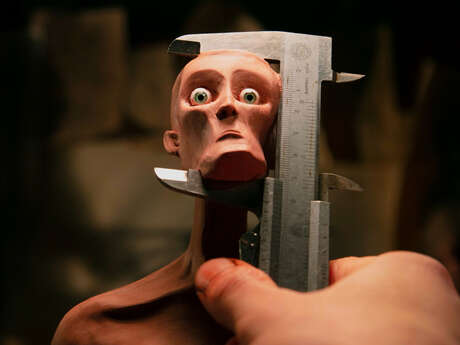 Courts des grands / L'Avant-Scène (PUPAZZI) Courts des grands / L'Avant-Scène (PUPAZZI)