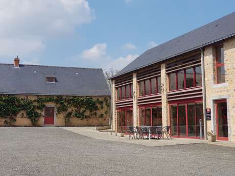 GÎTE DE GROUPE - LE DOMAINE DES HALLAIS