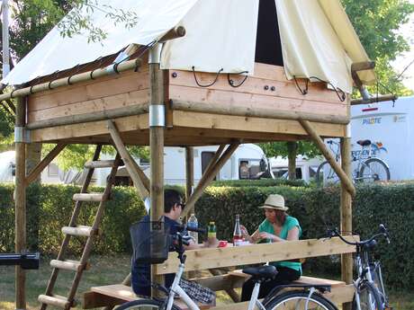 La tente bivouac de Saint-Jean-sur-Mayenne