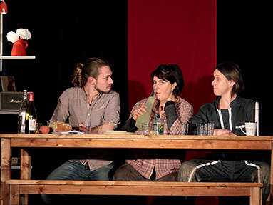 PAT : Spectacle « Tom s'installe »