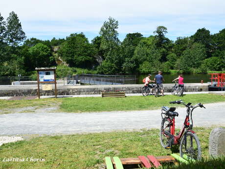 SACE, BOCAGE ET RIVIÈRES