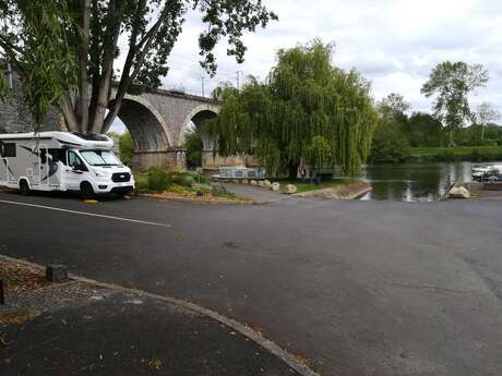 Aire de camping-car à Noyen-sur-Sarthe