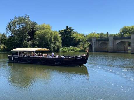 Croisières à bord du bateau "La Gogane" à Juvardeil