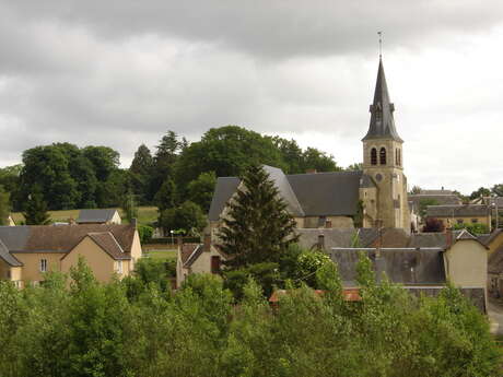 CIRCUIT N°40 : UN VILLAGE PAISIBLE OURLE PAR LE TUSSON - ÉVAILLÉ