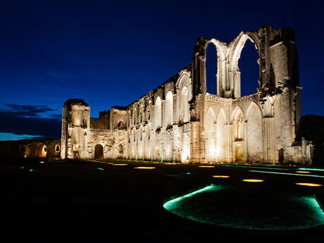 Visite nocturne à l’abbaye de Maillezais