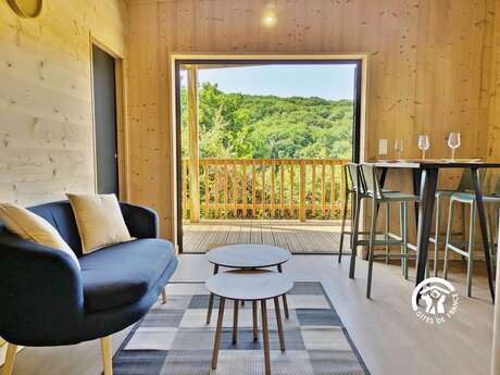 CHALET 23 LE MOULIN, CAMPING DE COUPEAU, 4 PERSONNES