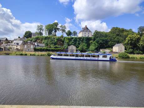 CROISIÈRE TOURISTIQUE EN FAMILLE