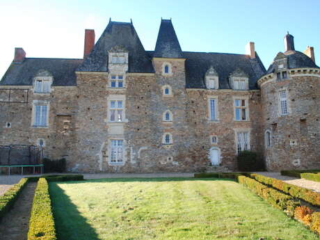 CHÂTEAU DU HARDAS