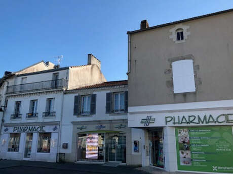 PHARMACIE DOUET