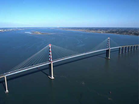 EL PUENTE DE SAINT-NAZAIRE