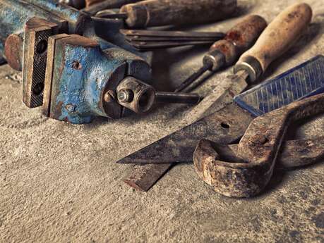 Bric à brac spécial outils