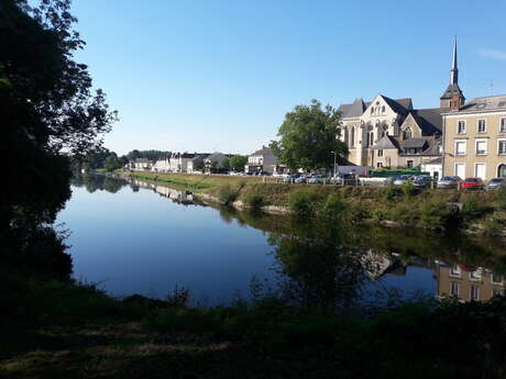 Aire au camping du Lion d'Angers