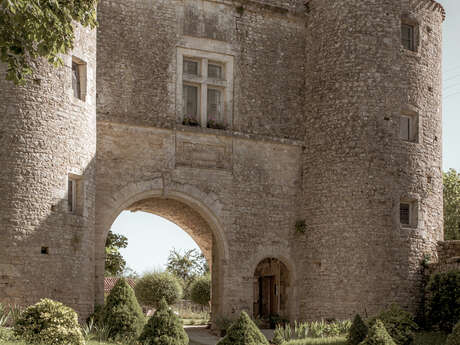 CHAMBRE D'HOTES "CHÂTEAU DE LA CRESSONNIÈRE"