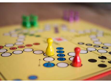 JEUX POUR TOUS ET INFO JEUNES - CHÂTILLON SUR COLMONT JEUX POUR TOUS ET INFO JEUNES - CHÂTILLON SUR COLMONT