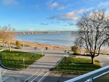 APPARTEMENT VUE MER