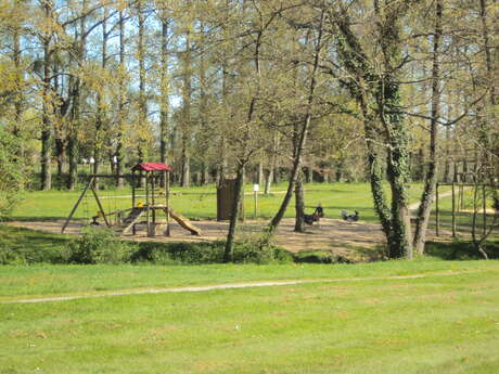 AIRE DE JEUX_ETANG DE L'ARCEAU