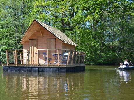 DOMAINE DES VAULX - CABANE FLOTTANTE BELLE-ÎLE