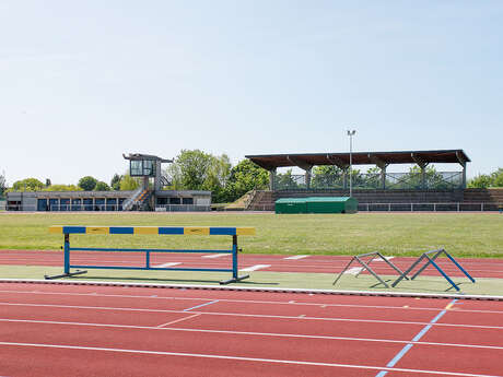 Stade d'athlétisme Manuela Montebrun