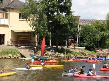 JSPA MAYENNE - LOCATIONS DE CANOË-KAYAKS JSPA MAYENNE - LOCATIONS DE CANOË-KAYAKS