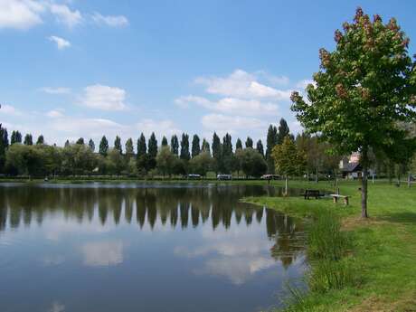 Saint-Paul-le-Gaultier fishing pond