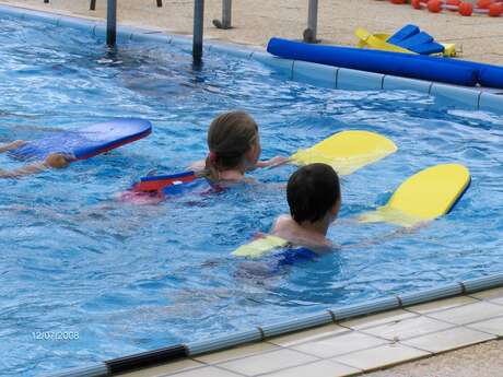 Beaumont-sur-Sarthe swimming pool