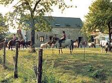 SÉJOURS EQUESTRES SÉJOURS EQUESTRES