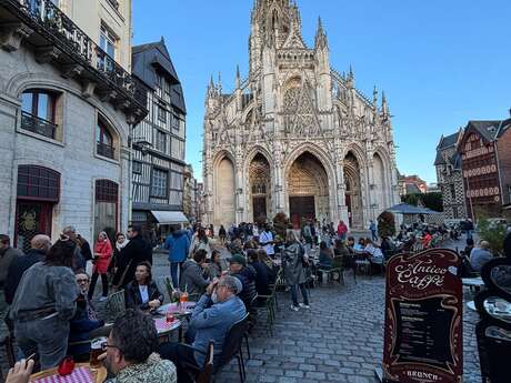 La Guinguette St-Maclou : Bal populaire et grande tablée