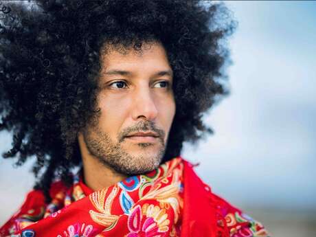 Here and now Walid Ben Selim (chant) / Marie-Marguerite Cano (harpe)